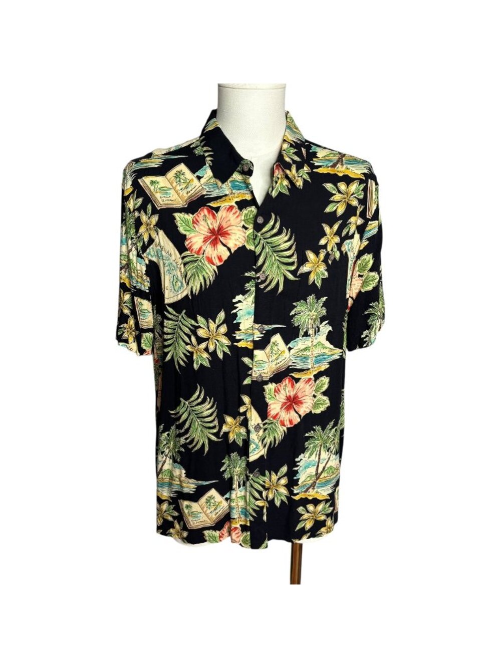 Batik Bay Button Up Hawaiian Camp Shirt XL Black Floral Short Sleeve Rayon